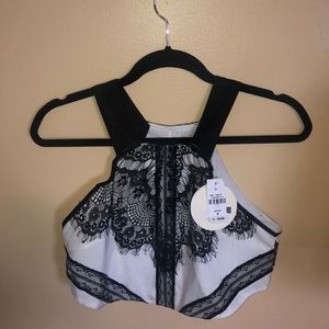 Crops top never worn